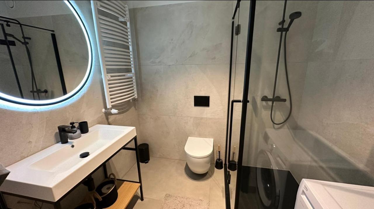 One Apartment *